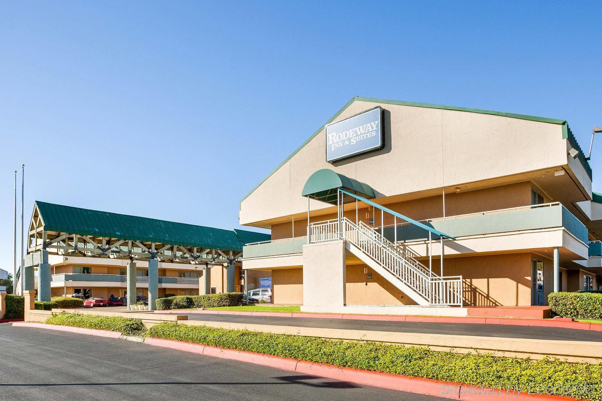 סן אנטוניו Rodeway Inn & Suites South Of Fiesta Park מראה חיצוני תמונה